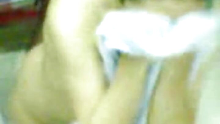 א שרמוטה עם תחת גדול מזדיינת עם צלם