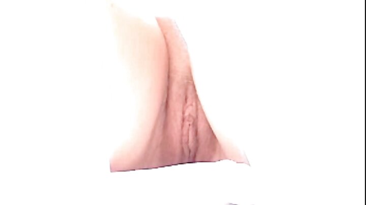 פורנו קבוצתי של סטודנטים עם שיחות ברוסית